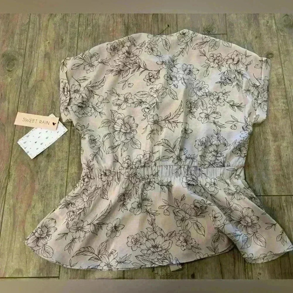 NEW Sweet Rain Young Contemporary XL floral pink button & tie blouse - Picture 2 of 5